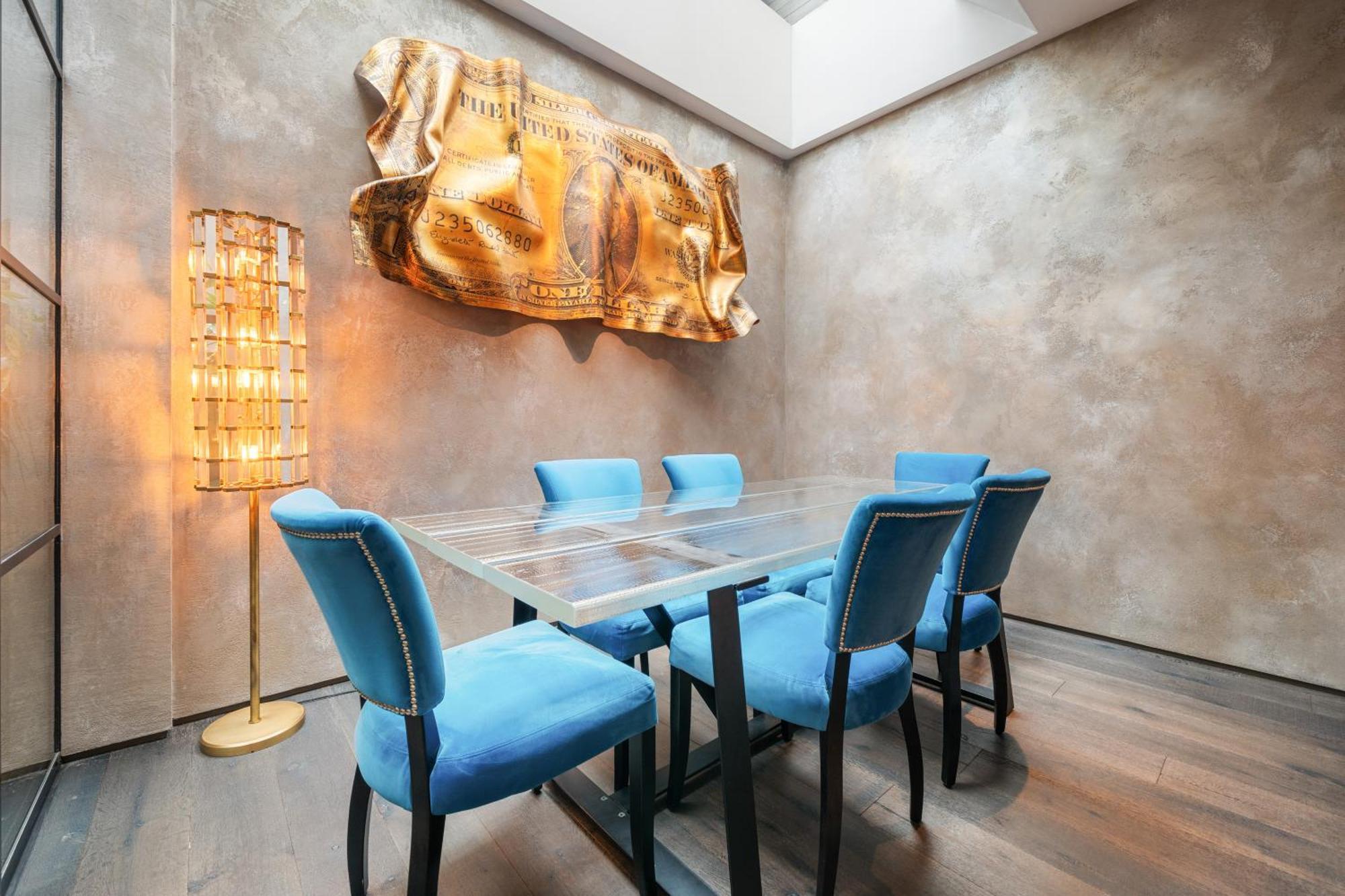 Elegant 4-br House With Garden Londra