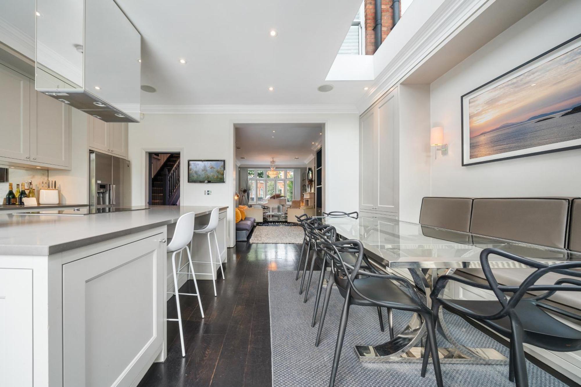 Appartamento Elegant 4-br House With Garden *